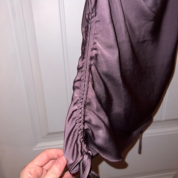 Dex silk tank top - Picture 2 of 3